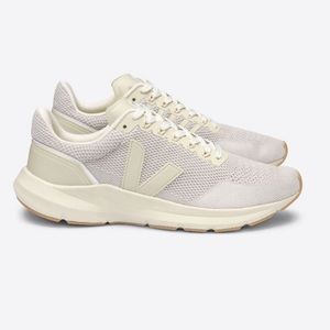 Veja Marlin V-Knit Sneaker